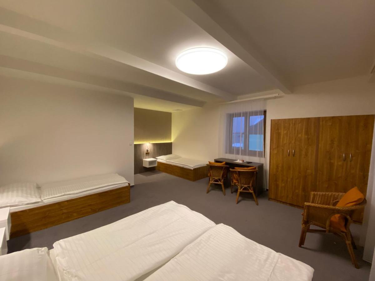Hotel Prichovice Корженов Экстерьер фото