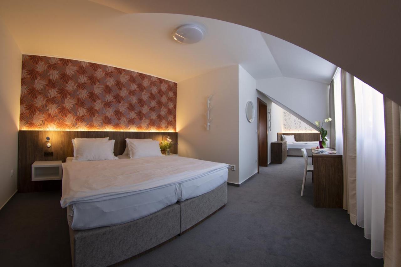Hotel Prichovice Корженов Экстерьер фото